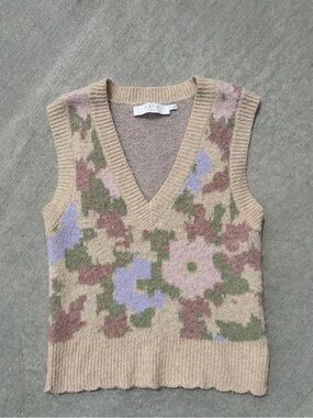 ASTR sweater vest